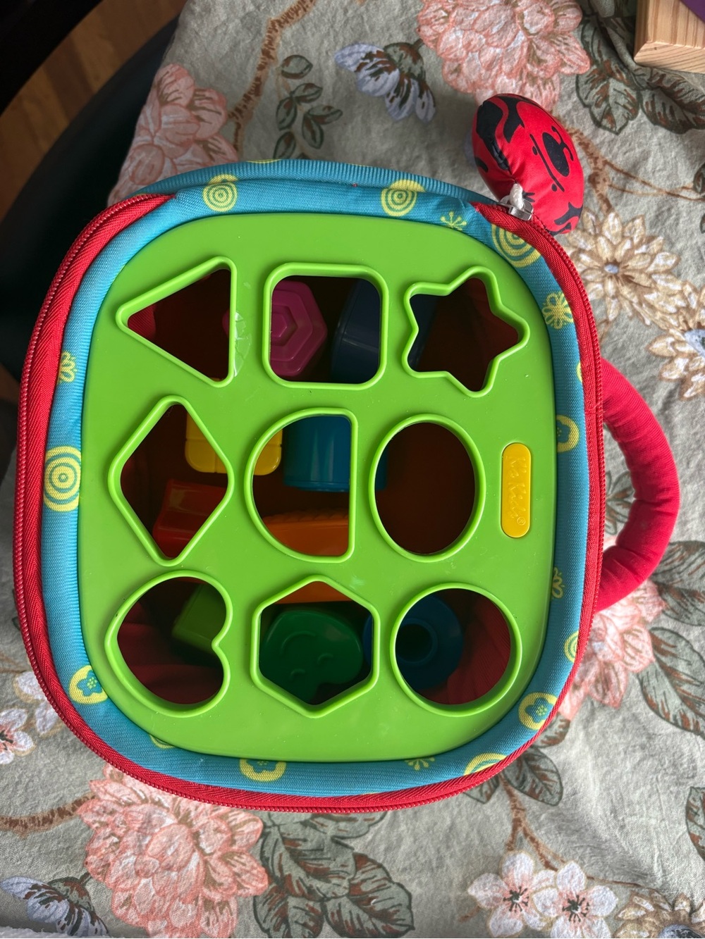 Melissa & Doug Travel Shape Sorter Toy